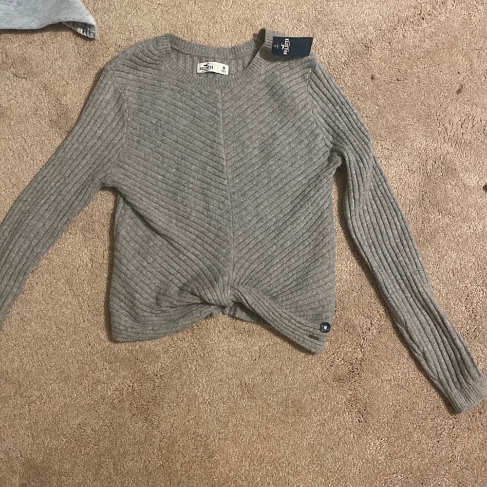 Gray Twist Hem sweater M hollister
